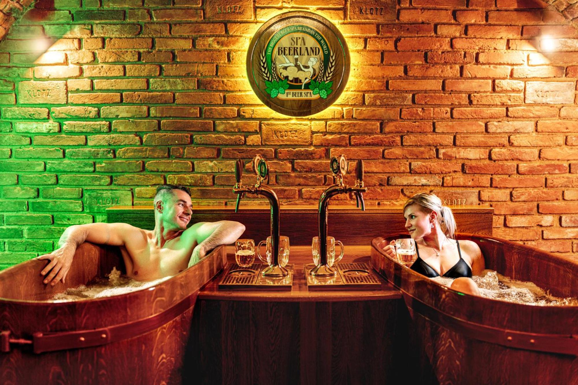 Spa Beerland - At The Golden Lamb Pilzno Zewnętrze zdjęcie