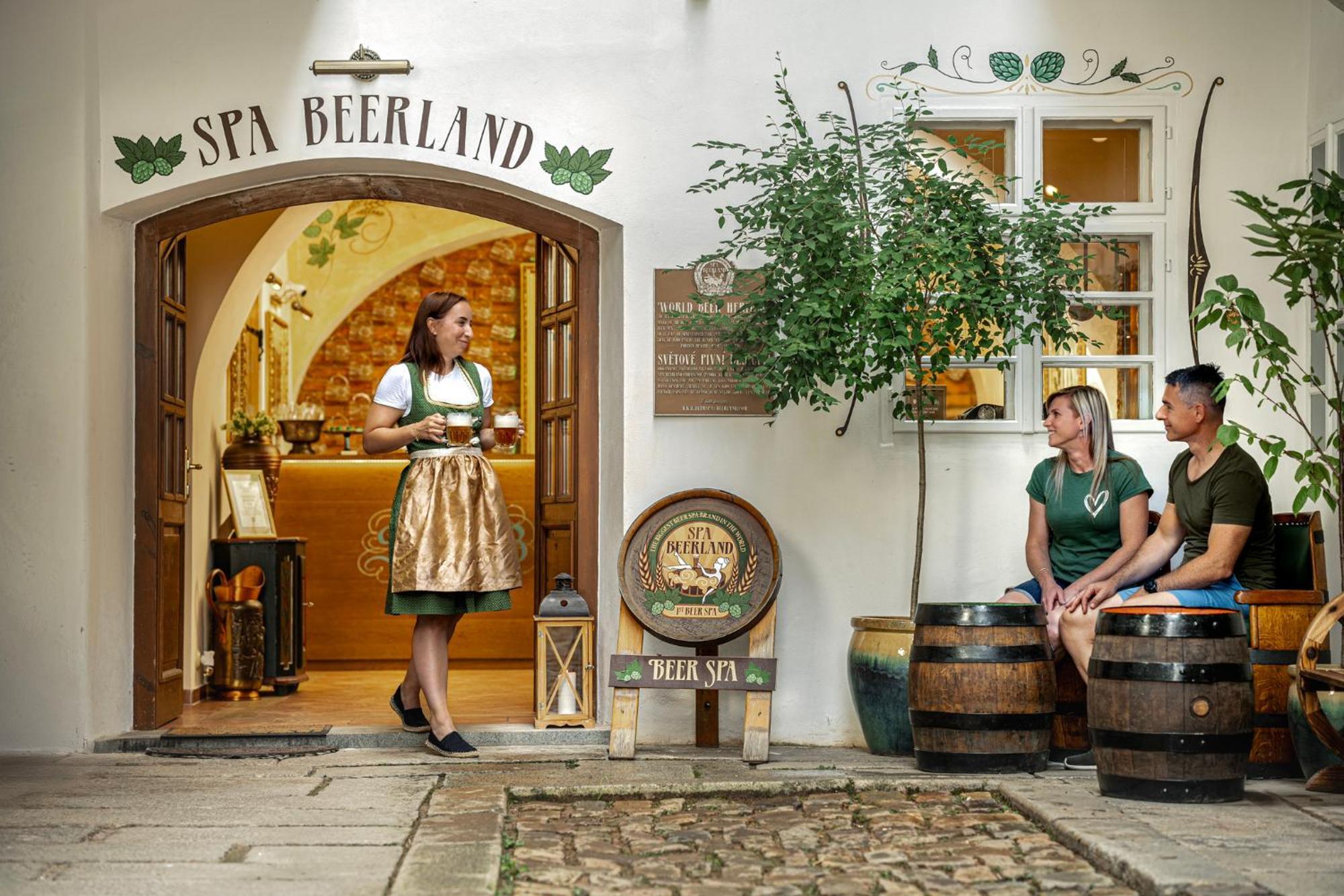Spa Beerland - At The Golden Lamb Pilzno Zewnętrze zdjęcie